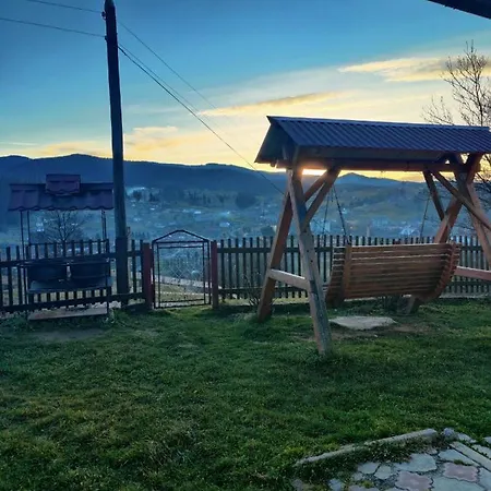 гостинний двір матійчуків новий Ferienhaus Worochta